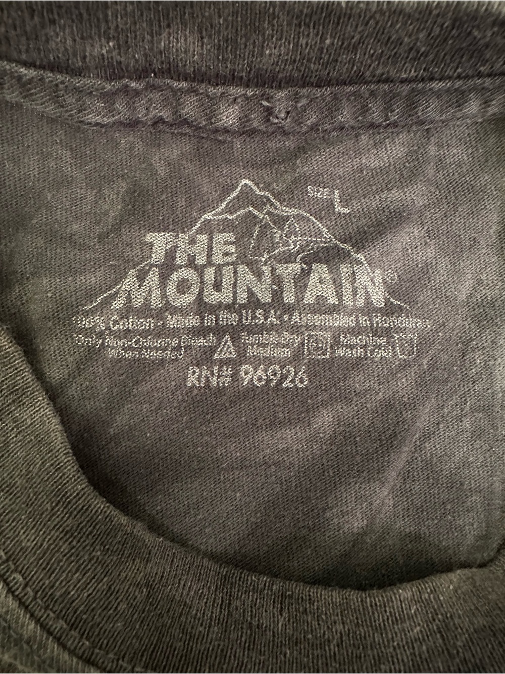 🖤🦡🩶🦡The Mountain Honey Badger T-Shirt, 2015, Sz Large - Picture 2 of 3